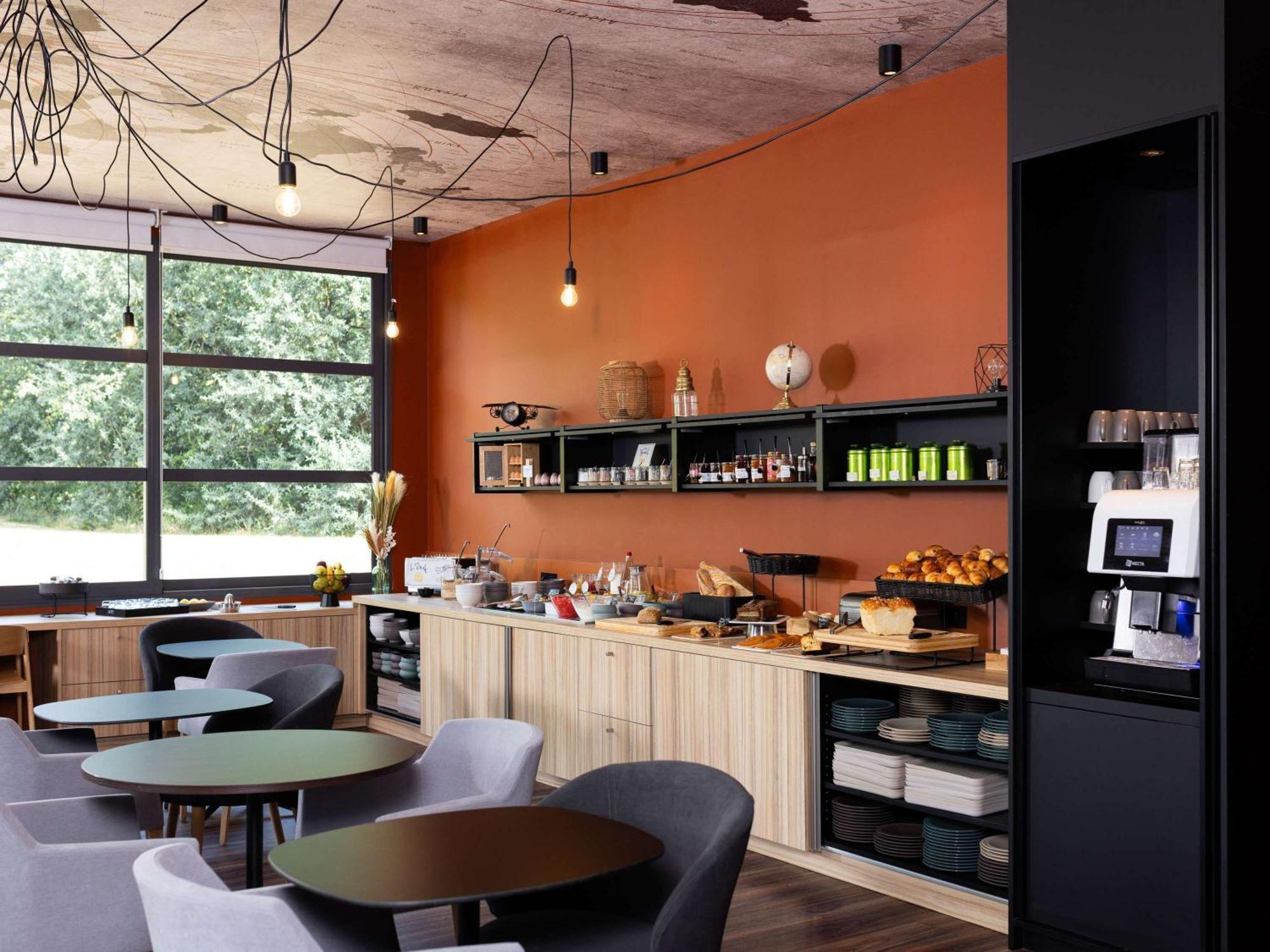 Ibis Styles Lille Aeroport Hotel Eksteriør billede